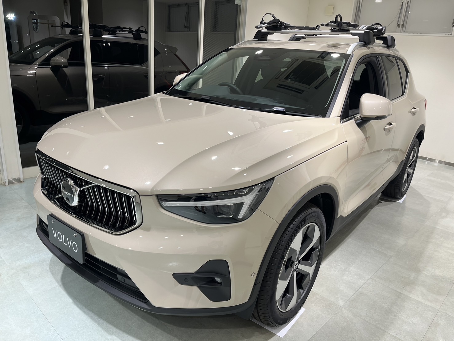 未使用級 2025年モデル ポルテデブトン チュールカラープルオーバー img23472b_1200x1847.jpg?v=